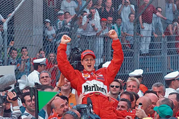 Emotivo homenaje de Ferrari a Schumacher