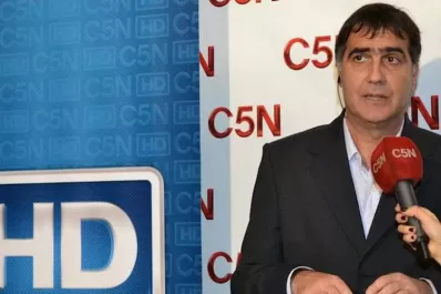 El despido de Laje sacude el libro de pases