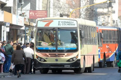 Transportistas adelantan que subirán las tarifas por efecto del encarecimiento de los combustibles