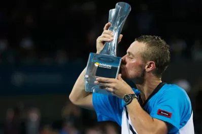 Hewitt despertó del sueño a Federer