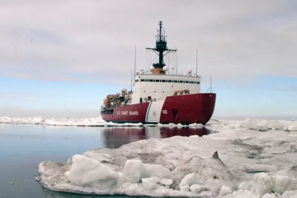 Otro rompehielos irá a rescatar a los barcos varados en la Antártida