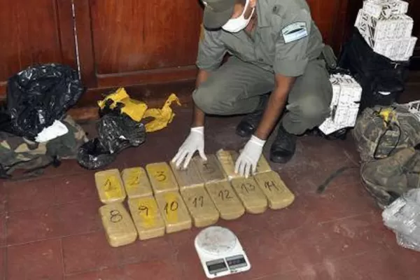 Gendarmería secuestró 14 kilos de cocaína en Salta