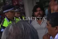 Hubo momentos de tensión entre la Policía y los ambulantes