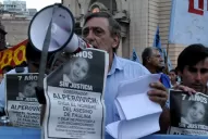 La marcha por Paulina se agrandó después de las amenazas a Lebbos