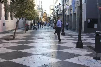 Aún con conflicto, se mantiene el acuerdo con los ambulantes y las peatonales siguen despejadas