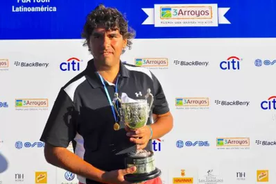 Ledesma se recuperó y conquistó Playa Grande