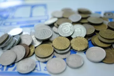 El manejo de los números demora el fin del cospel