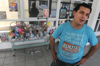 Evoluciona el joven herido tras un asalto