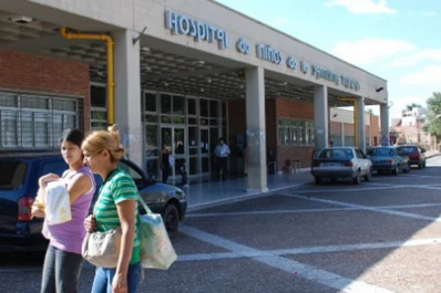Córdoba: Fue detenido luego de golpear y fracturar a su bebé de un mes