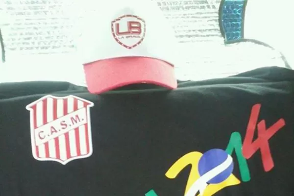 La brava del Santo también tiene su remera para Brasil 2014