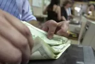 Cientos de tucumanos se mostraron interesados en comprar dólares