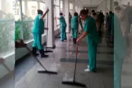Las precipitaciones se filtraron en los pasillos del Hospital Padilla