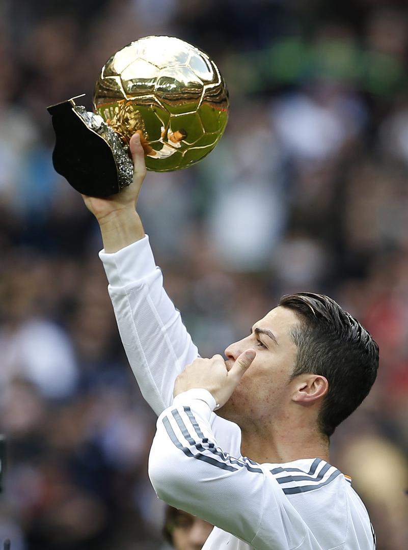 Ronaldo celebró su Balón de Oro con gol y triunfo - LA 