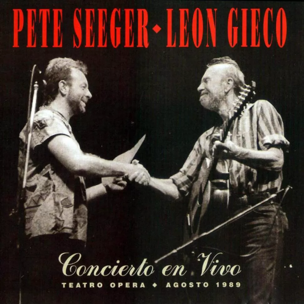 EN LA ARGENTINA. León Gieco actuó con Pete Seeger en 1989, en el Ópera.  
