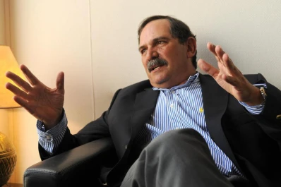 Alperovich alega que la nocturnidad cambió