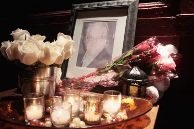 El cuerpo de Seymour Hoffman fue hallado con la jeringa en el brazo