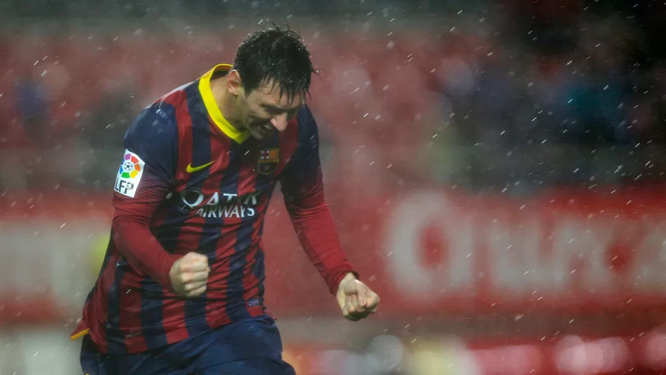 FESTEJO. Lionel Messi encabeza la delantera del seleccionado y del Barcelona. REUTERS