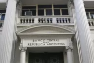 El dólar oficial y el paralelo cedieron terreno