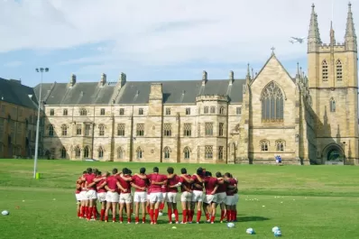 Con un pie y medio en el Súper Rugby