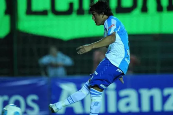 Atlético y Ferro empataron 2 a 2 en el Monumental