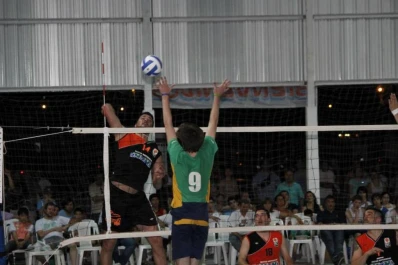 Monteros Voley va por una dosis de motivación