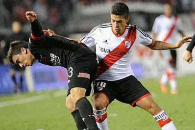 River tropezó en Santa Fe ante Colón