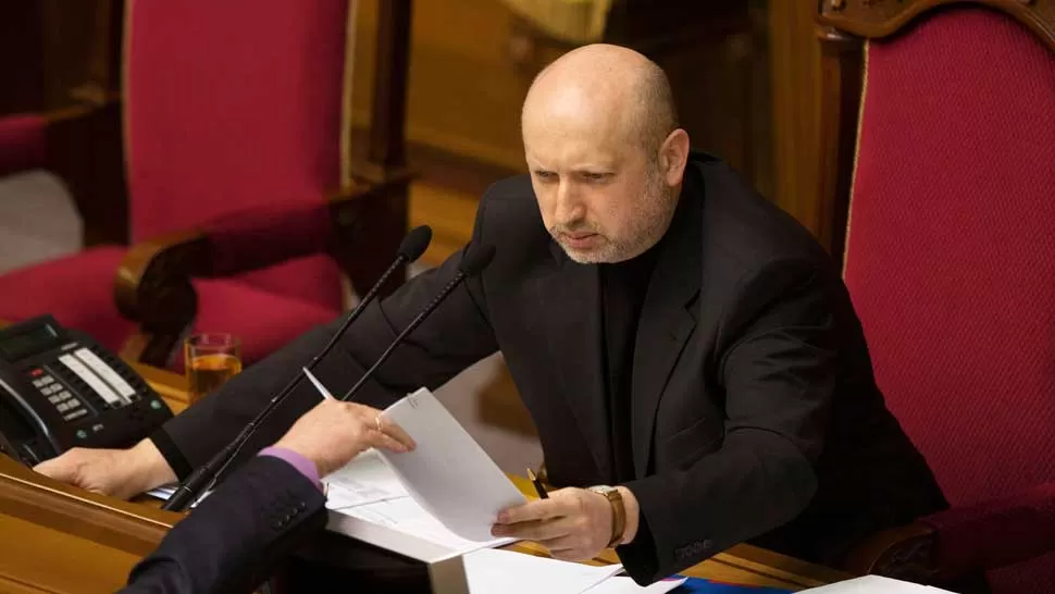 UNIDAD. Alexander Turchinov pidió a todos los sectores conformar un gobierno para estabilizar Ucrania. REUTERS