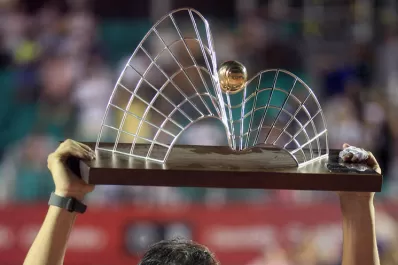 Nadal conquistó Río de Janeiro y alcanzó a Vilas