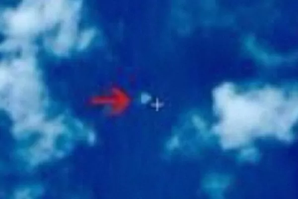 Un satélite chino detectó imágenes de posibles restos del avión de Malaysia Airlines