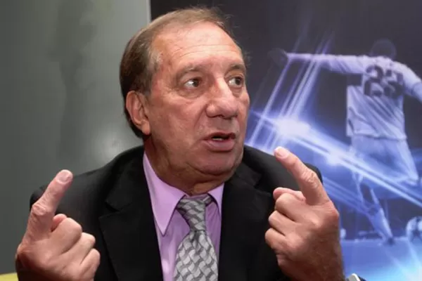 Bilardo negó que hayan prometido volver a Tilcara