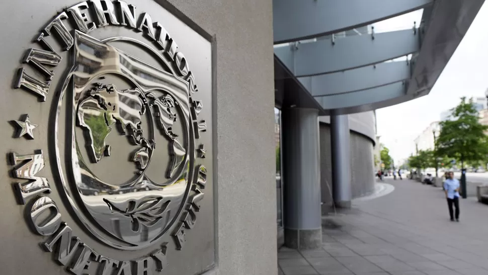 REVISIÓN. El FMI está en tratativas polémicas con el país. FOTO DE JORNADAALDIA.COM
