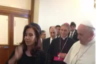 La Presidenta se esguinzó el tobillo cuando caminaba por su habitación