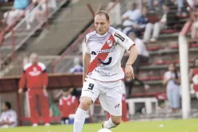 Buen arranque de Guaraní: goleó a Guillermo Brown