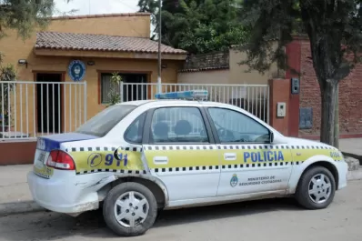 Chocó contra el auto del comisario