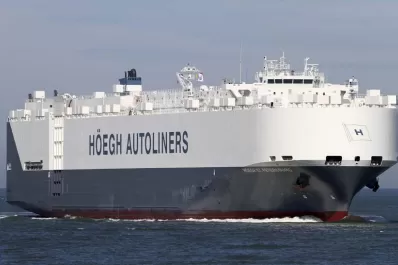 Retomaron la búsqueda del avión malayo