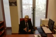 Vieron a estas chicas francesas que eran lindas y dijeron 'ahora o nunca'