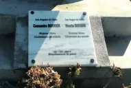 El padre de Cassandre Bouvier planteó dudas sobre la pesquisa