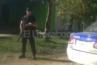 Intentaron linchar a una familia de presuntos narcos, quienes se defendieron a tiros