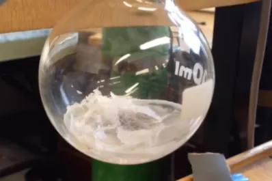 Así se ven los tres estados de la materia a la vez