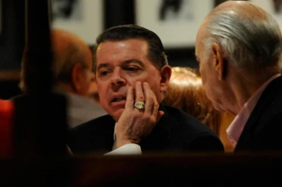 Oyarbide, sobreseído por el polémico anillo