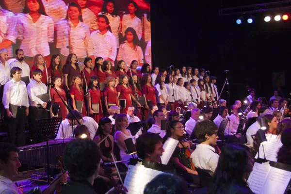 El rector y la vicerrectora lanzan el Concierto del Centenario