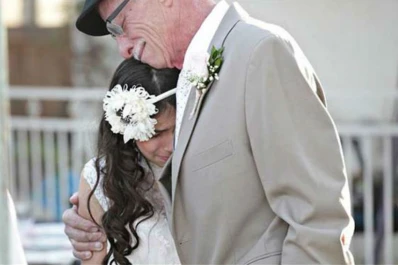 Niña de 11 años se casa antes que su padre muera de cáncer