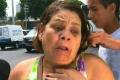 Video: Una mujer fue asaltada mientras le realizaban un entrevista sobre inseguridad