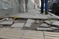 Ni siquiera con ordenanzas pueden mejorar el estado de las aceras