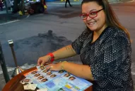 Una hincha brasileña le hace mufa a la Selección argentina