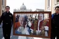 Roma está lista para el día de los cuatro pontífices