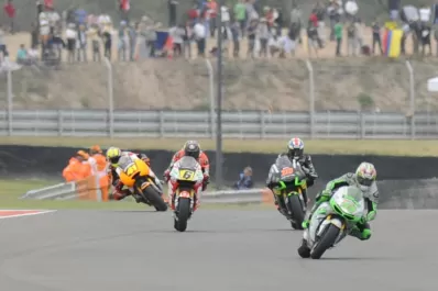 Un francés y un australiano en lo más alto