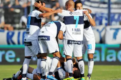 Gimnasia le ganó a Argentinos y quedó como único puntero