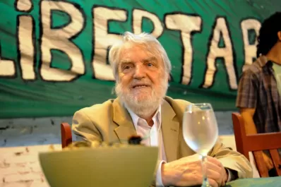 Muchas figuras y una Feria del Libro en el Mayo de las Letras