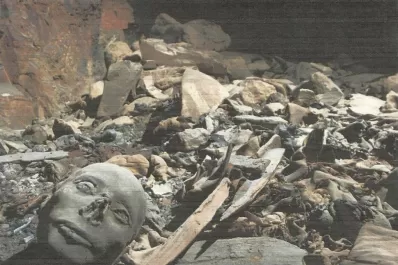 Expertos suizos encuentran una tumba con 50 momias en Egipto